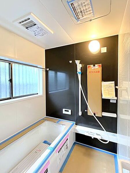 浴室を拡大表示