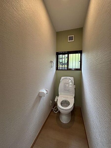トイレを拡大表示