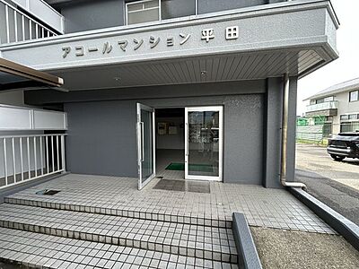 外観：価格には消費税、リフォーム費用を含みます。リフォーム中でもご案内可能。内覧希望の方はお電話ください。