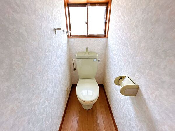 トイレを拡大表示