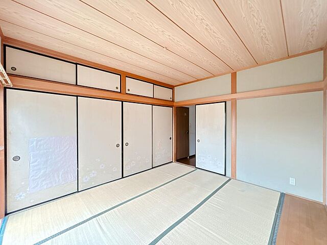 室内 東海市東海町2丁目4-18