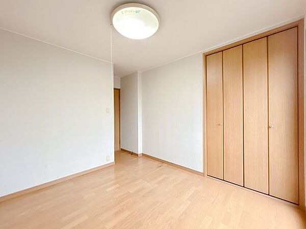 洋室を拡大表示