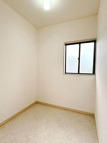 収納 富山市山室332-11