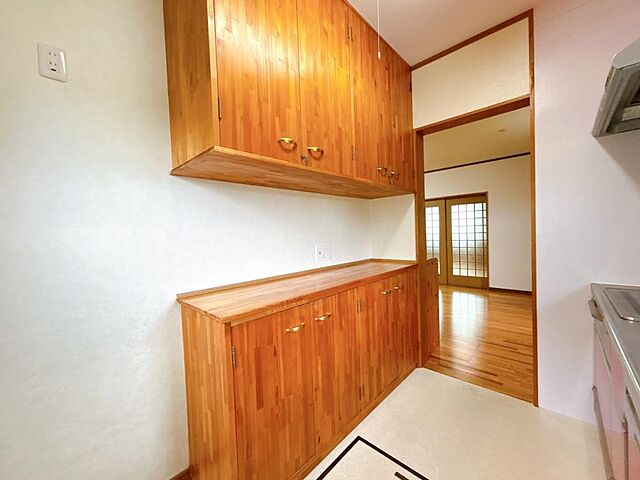 室内 富山市大町47-1