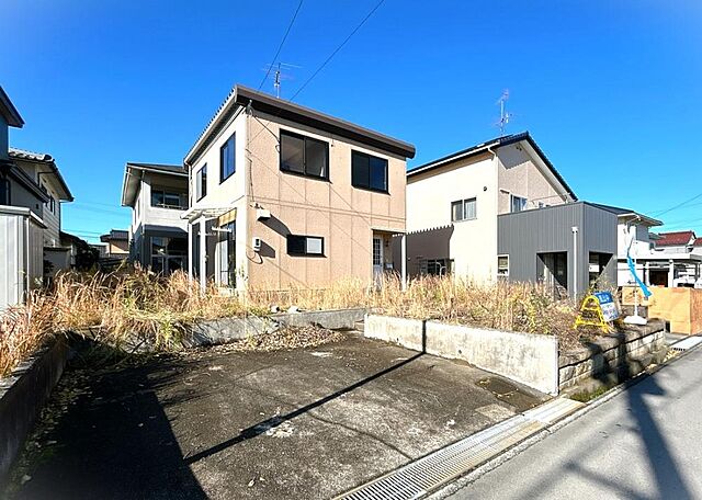 外観 富山市藤の木台1丁目15