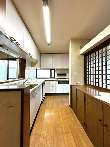 キッチン 富山市婦中町下轡田736-3