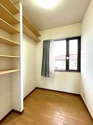 収納 富山市婦中町下轡田736-3