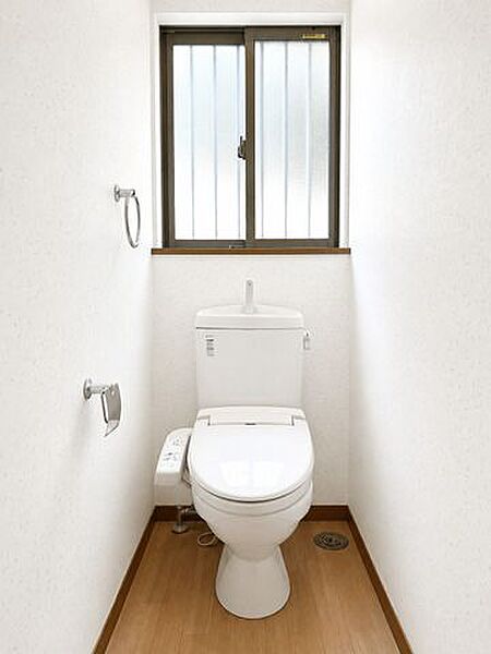 トイレを拡大表示