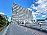 外観：【外観】厚東川バイパス側の外観です。南西向きのため日当たり良好です。