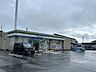 周辺：【コンビニ】ファミリーマート今治東村一丁目店まで約300ｍ（徒歩約4分）です。