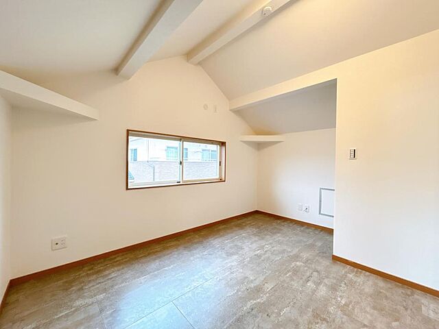 室内 東温市北方1988-5