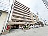 外観：12階建て総戸数97戸の1室です。