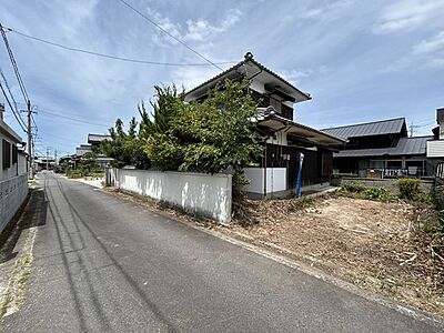 外観:価格には消費税、リフォーム費用を含みます。リフォーム中でもご案内可能。内覧希望の方はお電話ください。 外観:価格には消費税、リフォーム費用を含みます。リフォーム中でもご案内可能。内覧希望の方はお電話ください。