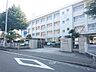 周辺：【周辺環境】松山市立拓南中学校まで約500ｍ（徒歩7分）。