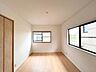 その他：「2階北洋室」北側お部屋ですが二面採光が取れており風通りも良好です