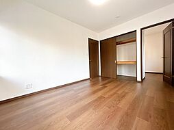 寝室の画像