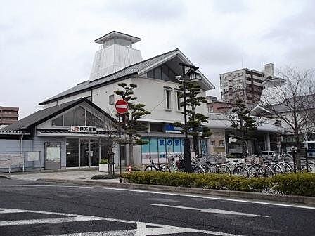 伊万里駅まで徒歩13分(950m)