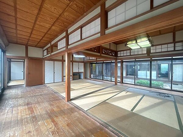 和室を拡大表示