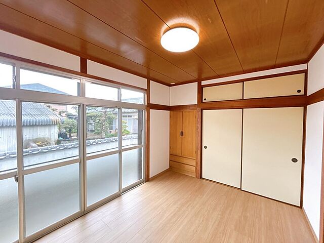 室内 八代市植柳下町1119-3