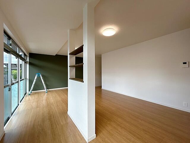 リビング/ダイニング 八代市海士江町2646-33