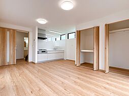 リビング/ダイニングの画像