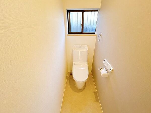 トイレを拡大表示