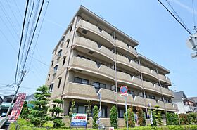 兵庫県宝塚市安倉南3丁目（賃貸マンション3LDK・5階・68.09㎡） その1