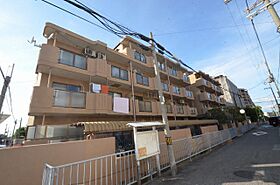 クレール・ド・園田  ｜ 兵庫県尼崎市東園田町6丁目（賃貸マンション3LDK・2階・62.37㎡） その1