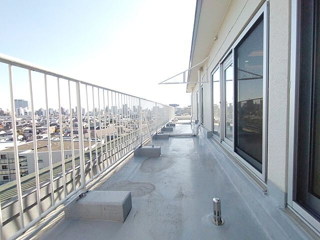 バルコニー 日商岩井方南町マンション 9階/-