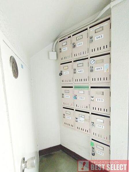 ■開放感あふれる3階部分の南西向き住戸