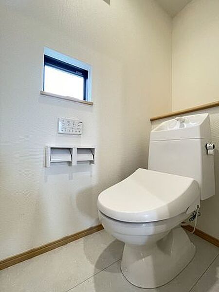 トイレを拡大表示