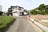 外観：＊西側前面道路＊幅員約4ｍです。軽自動車やコンパクトカーなど小回りの利くお車での通行が便利です。