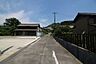 外観：＊南東側前面道路＊幅員約4.5ｍです。軽自動車やコンパクトカーなど小回りの利くお車での通行が便利です。