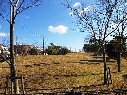 戸崎公園駐車場完備の公園です! 1200m