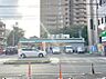 周辺：ファミリーマート東住吉南田辺店まで400ｍ　徒歩約5分
