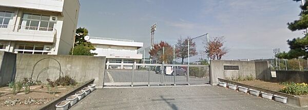 detached 埼玉県東松山市六軒町14-31

地図を見る