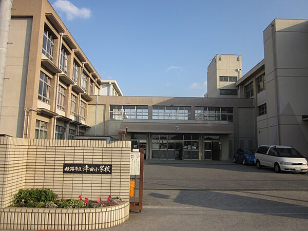画像23:【小学校】姫路市立津田小学校まで463ｍ