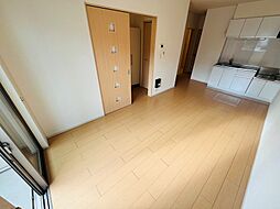 マリージョアII 103 1階1LDKのリビング/ダイニング