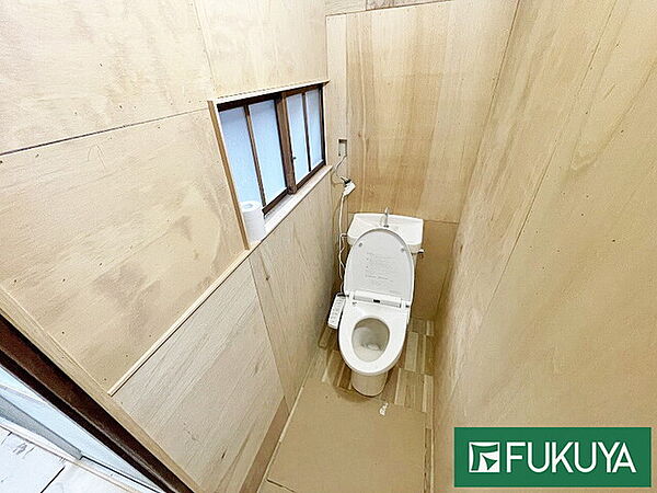 トイレを拡大表示