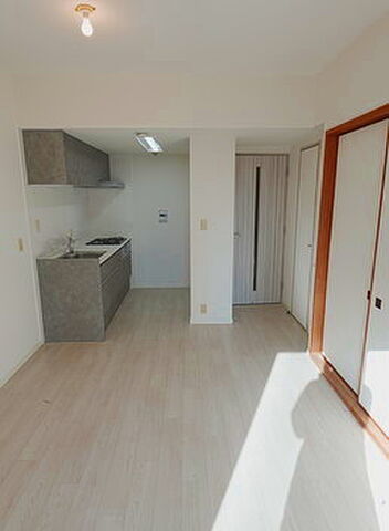 リビング/ダイニング ふじみ野市上福岡1丁目6-32