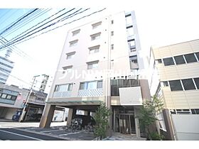 岡山県岡山市北区内山下1丁目（賃貸マンション1LDK・2階・50.66㎡） その1