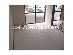 JR山陽本線 高島駅 徒歩17分の賃貸アパート 1階2DKのリビング/ダイニング