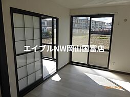 JR山陽本線 高島駅 徒歩4分の賃貸アパート 1階2LDKのリビング/ダイニング