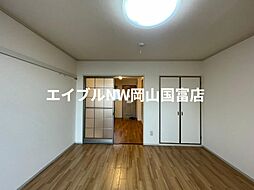 JR山陽本線 西川原駅 徒歩6分の賃貸アパート 2階1Kのリビング/ダイニング