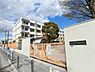 周辺：江戸川区立南篠崎小学校 徒歩5分。 360m