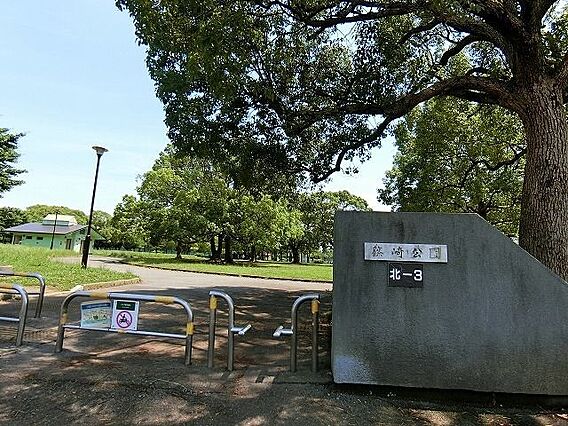 篠崎公園 徒歩...
