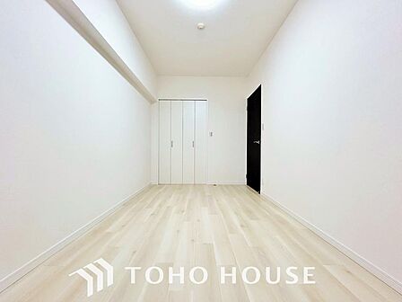 心と体をゆったりと安らげる主寝室。寝室のゆとりが大きい分だけ、暮らしの安らぎは深まります。