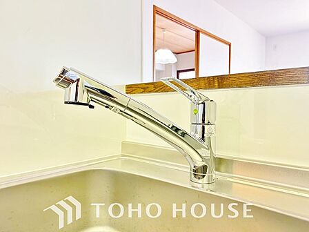 クリアな水が毎日使え、見た目にもスマートな浄水器一体型。お米を炊いたりする際には浄水機能をつかうこともできて、人気の商品です。