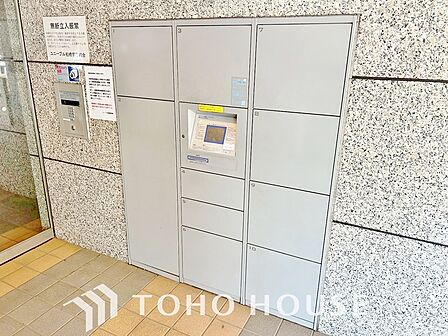 宅配ボックスは、ネットショッピングなどによって増加傾向の小型のお届け物の受け取りにができて便利。