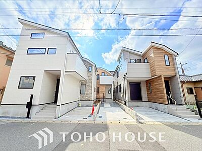 外観:忙しく過ぎゆく日常を置き去るほど、ゆったりした時間が流れる住環境です。 外観:忙しく過ぎゆく日常を置き去るほど、ゆったりした時間が流れる住環境です。